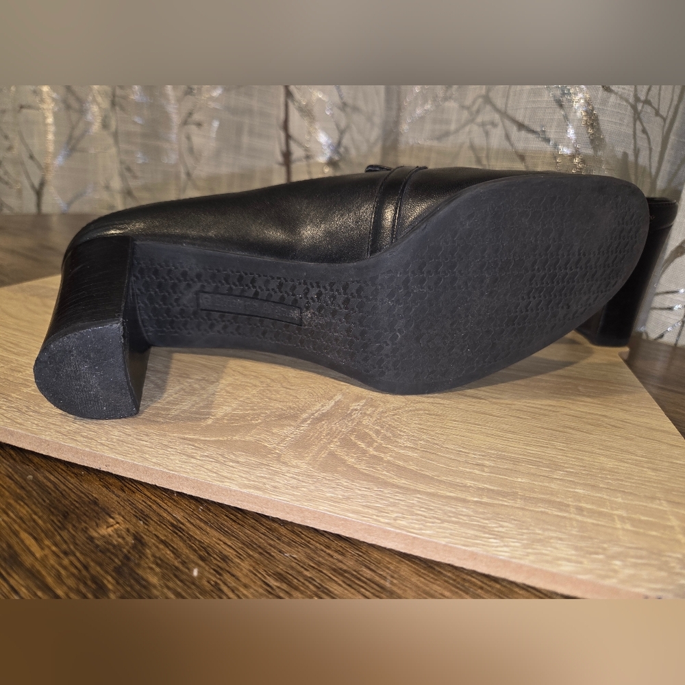 Etienne Aigner Black Women's Mules - Picture 8 of 10